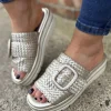 162251