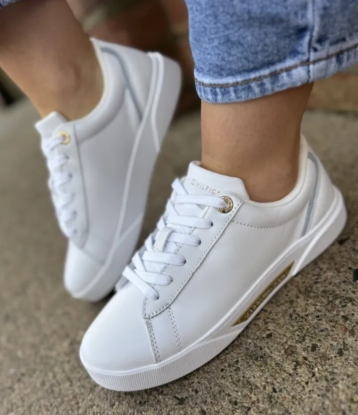Chic Court Sneaker